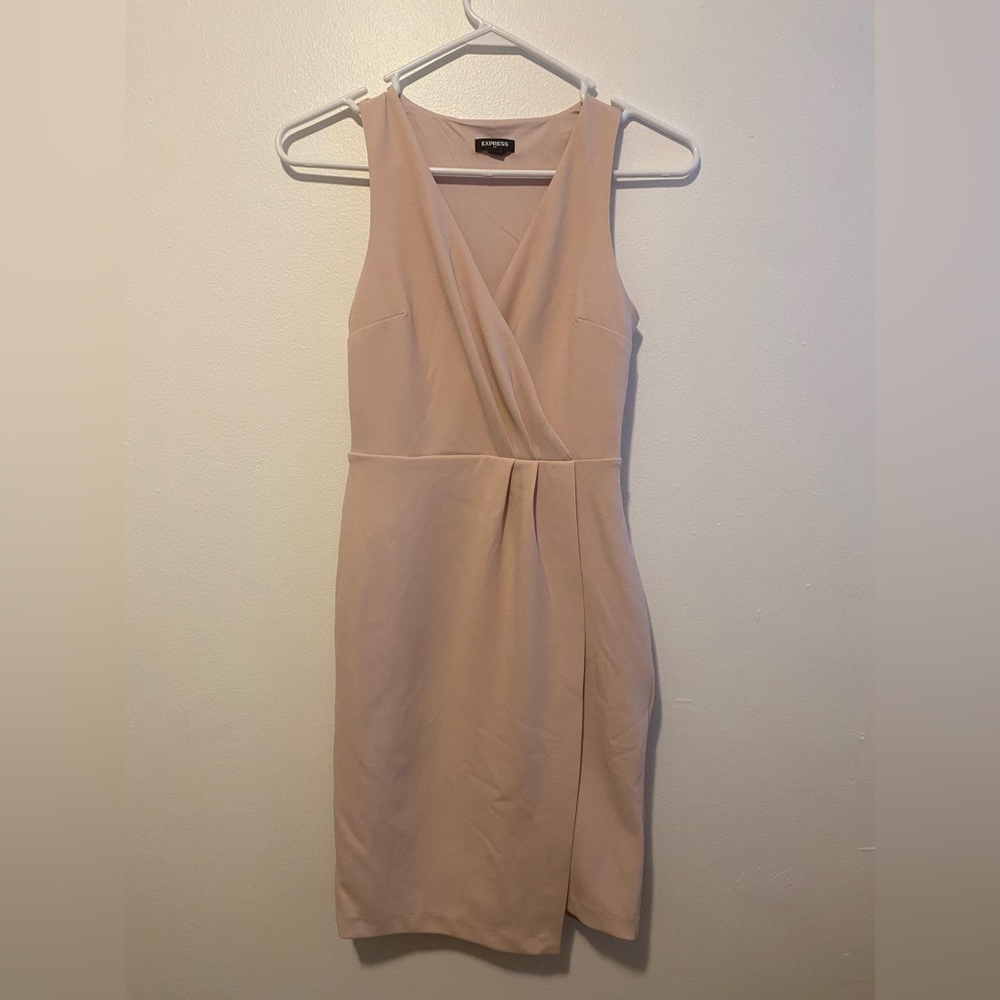 Pale pink express women’s workwear sleeveless lined dress, size xxs